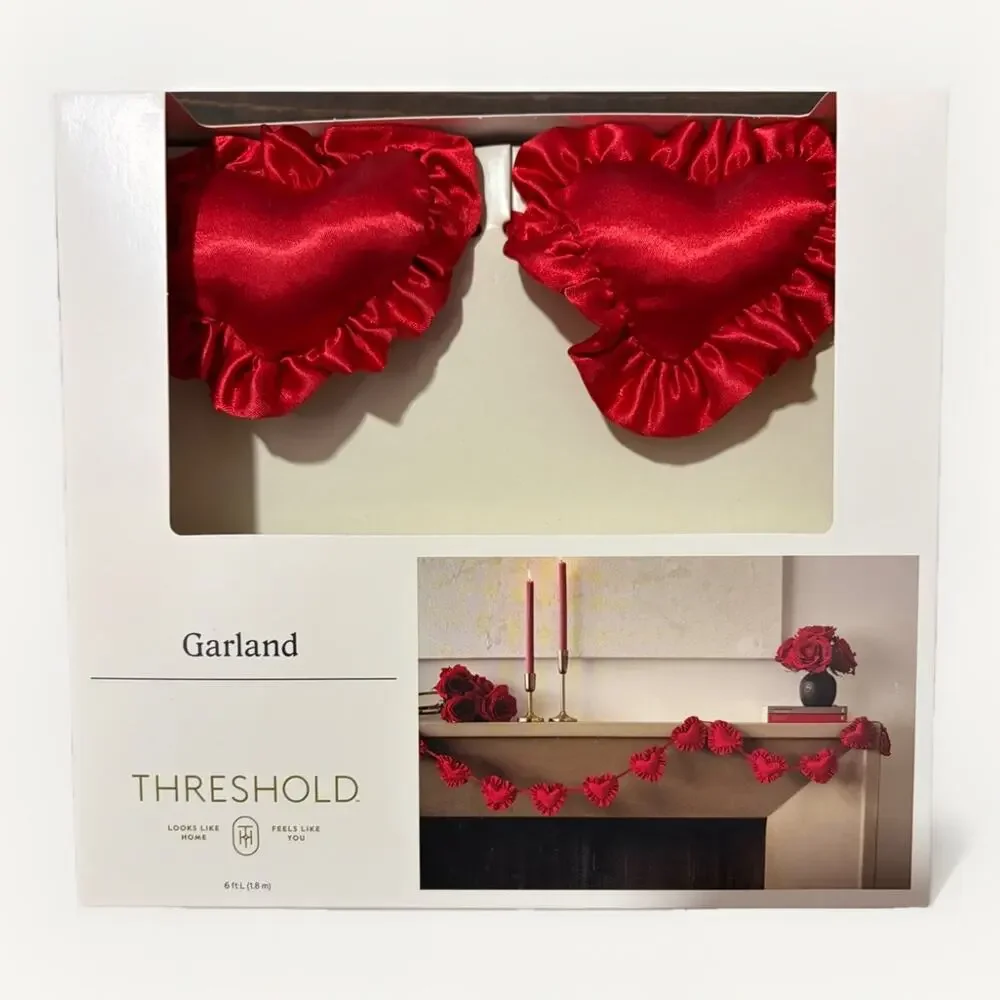 Threshold Red Heart Garland Valentine Fabric Hearts Decor Banner Target 6ft NEW